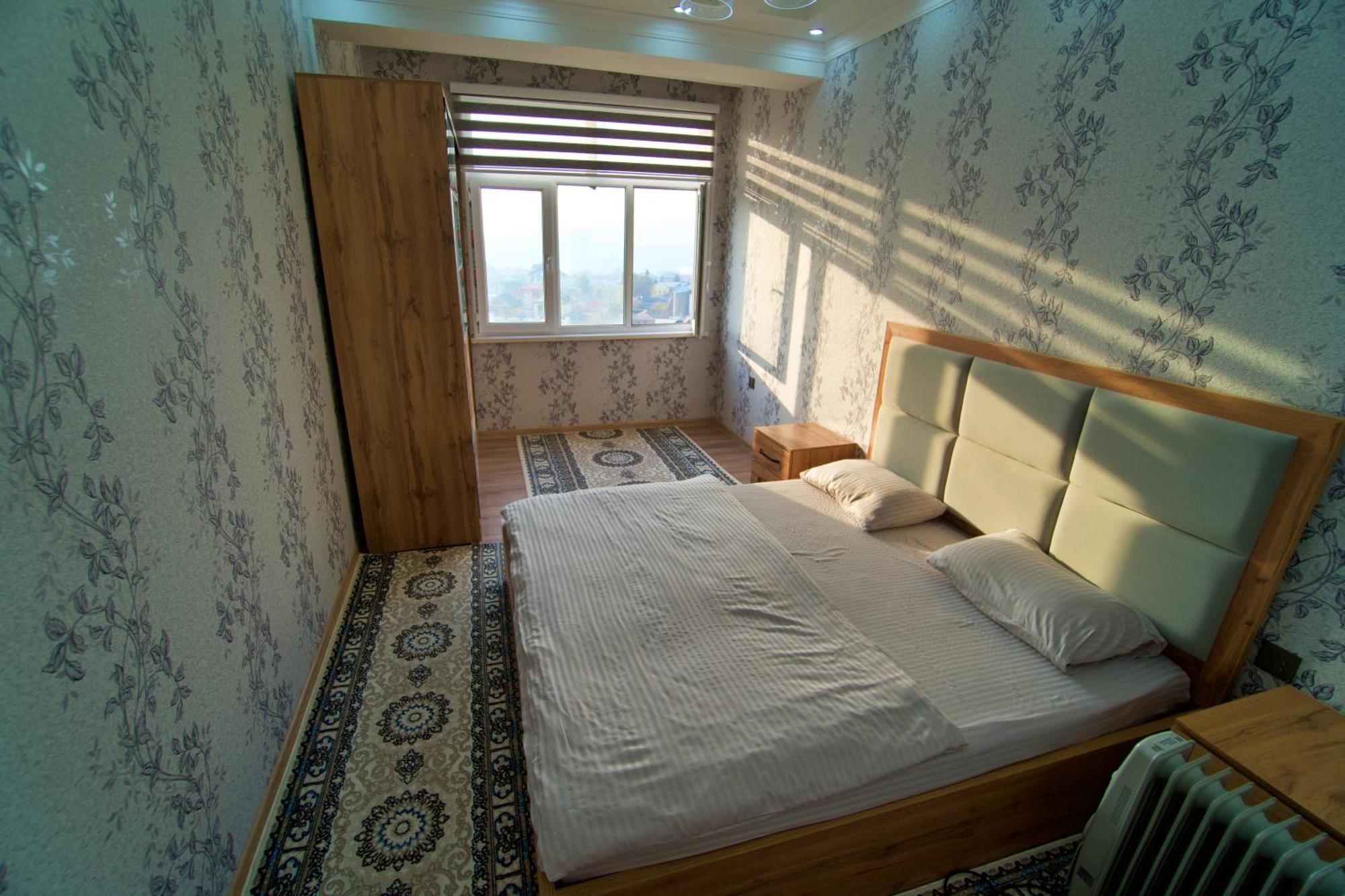 Family 3-Room Apartment Dushanbe Exterior photo